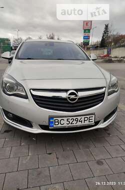 Универсал Opel Insignia 2016 в Сколе