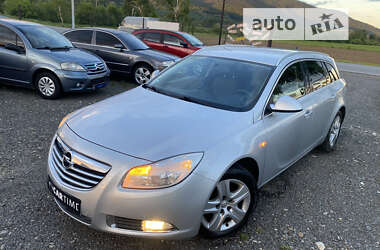 Универсал Opel Insignia 2011 в Хусте