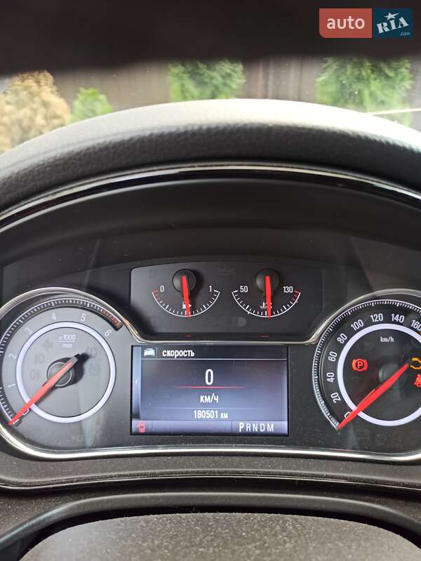 Лифтбек Opel Insignia 2014 в Ирпене