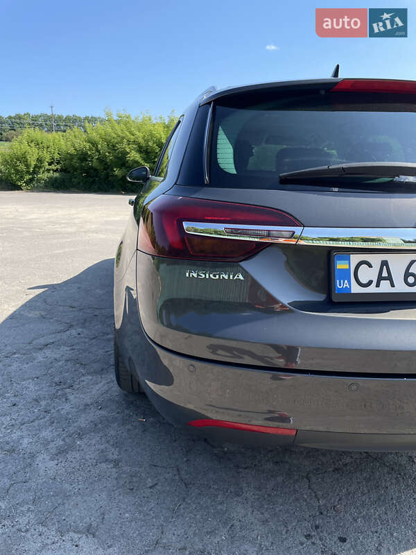 Універсал Opel Insignia 2015 в Лисянці