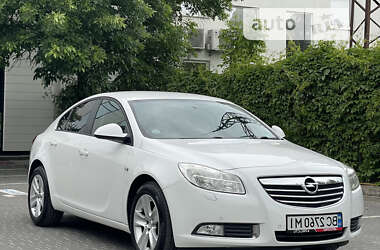 Ліфтбек Opel Insignia 2012 в Львові