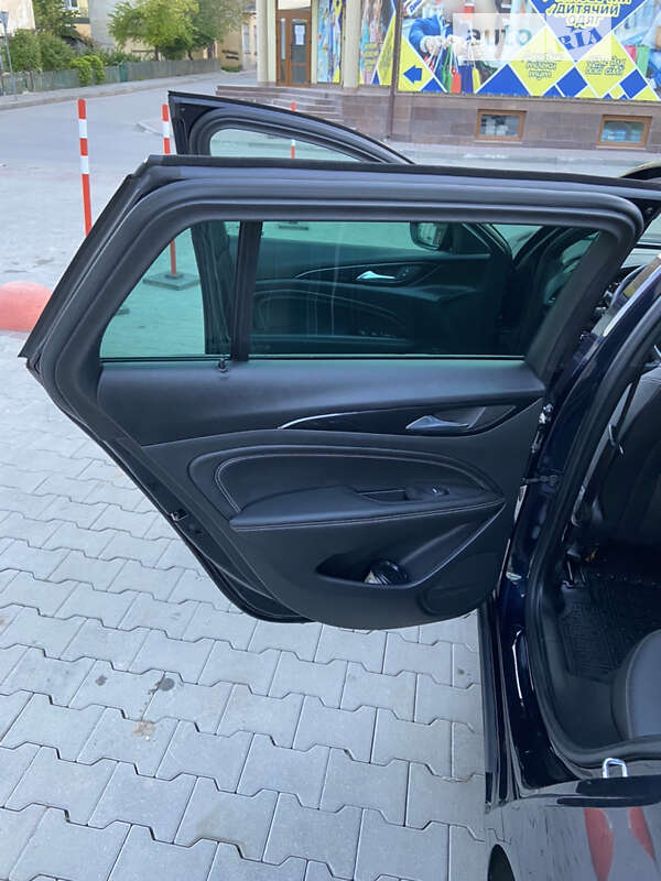 Універсал Opel Insignia 2017 в Теребовлі