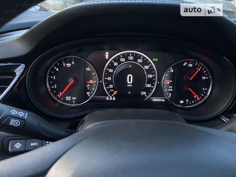 Універсал Opel Insignia 2017 в Теребовлі