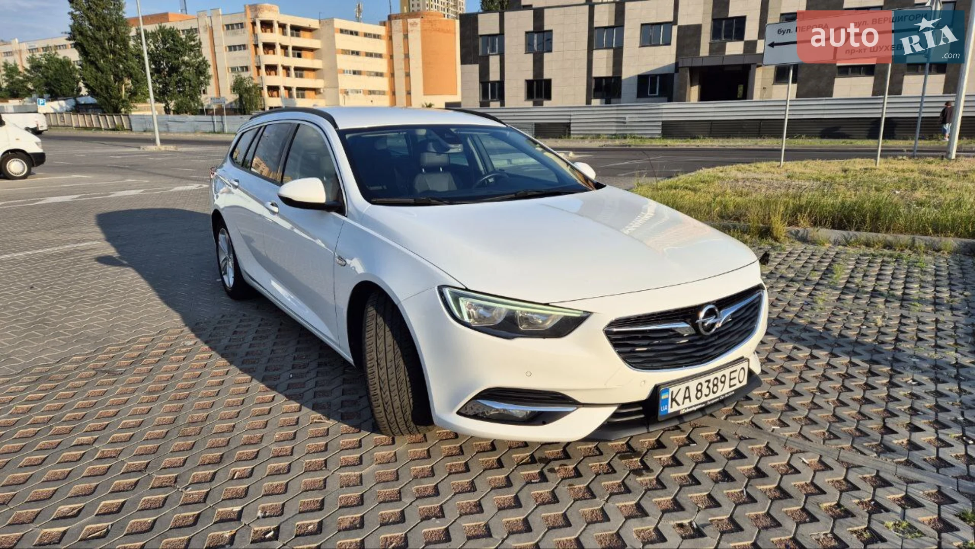 2017 Opel Insignia - мініатюра 3