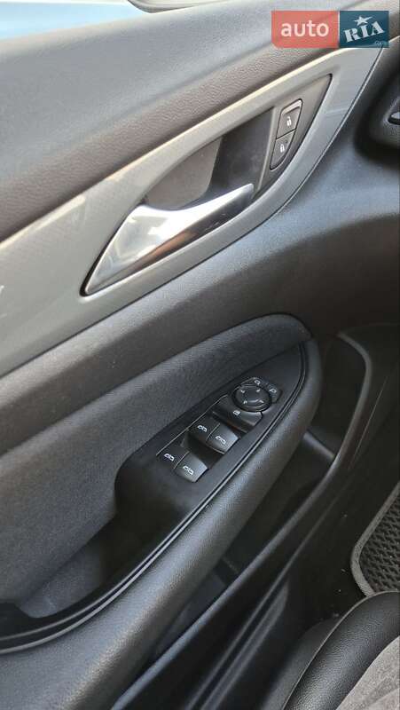 Універсал Opel Insignia 2017 в Києві