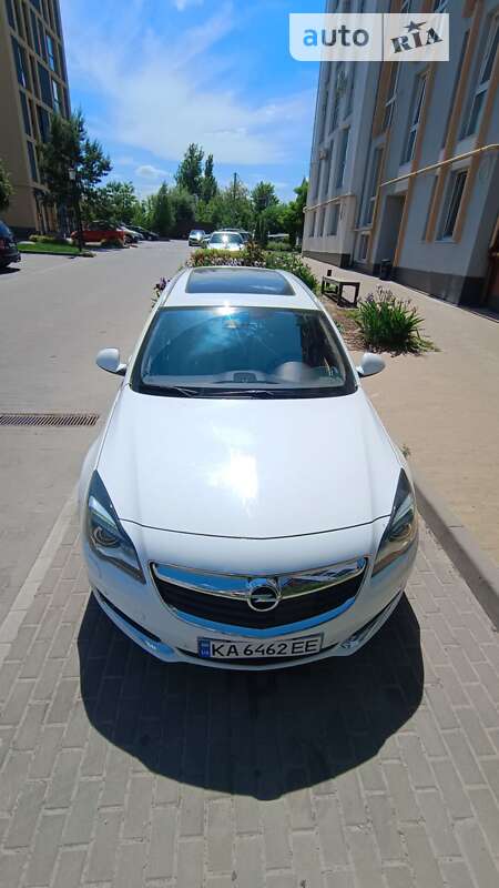 Универсал Opel Insignia 2013 в Киеве