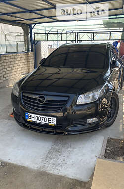 Універсал Opel Insignia 2010 в Києві