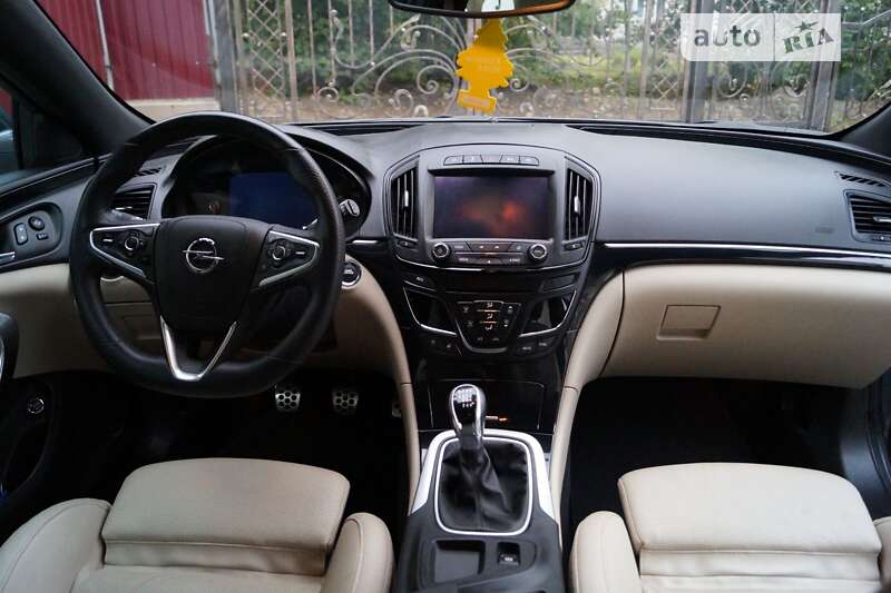 Універсал Opel Insignia 2015 в Іршаві