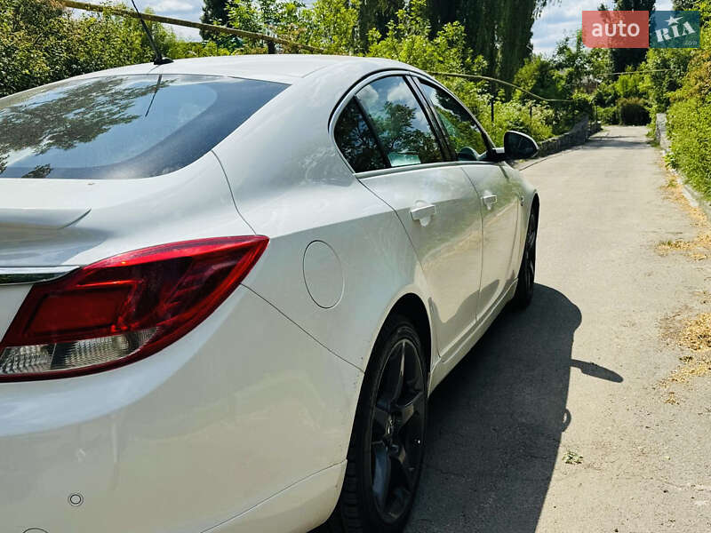 Лифтбек Opel Insignia 2010 в Кропивницком