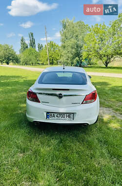 Лифтбек Opel Insignia 2010 в 
