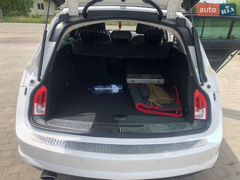 Универсал Opel Insignia 2011 в Самборе