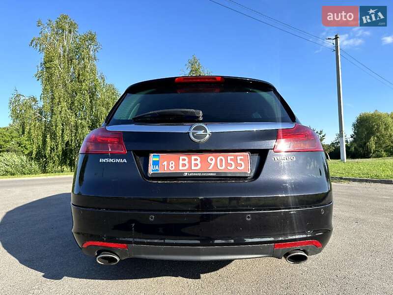 Универсал Opel Insignia 2009 в Ровно