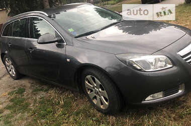 Седан Opel Insignia 2010 в Ивано-Франковске