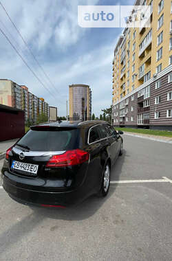 Універсал Opel Insignia 2011 в Чернігові