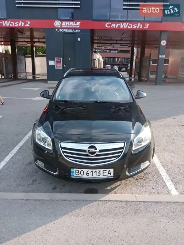 Opel Insignia 2011