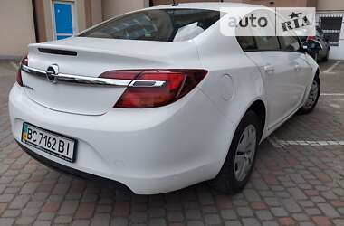 Седан Opel Insignia 2014 в Львове