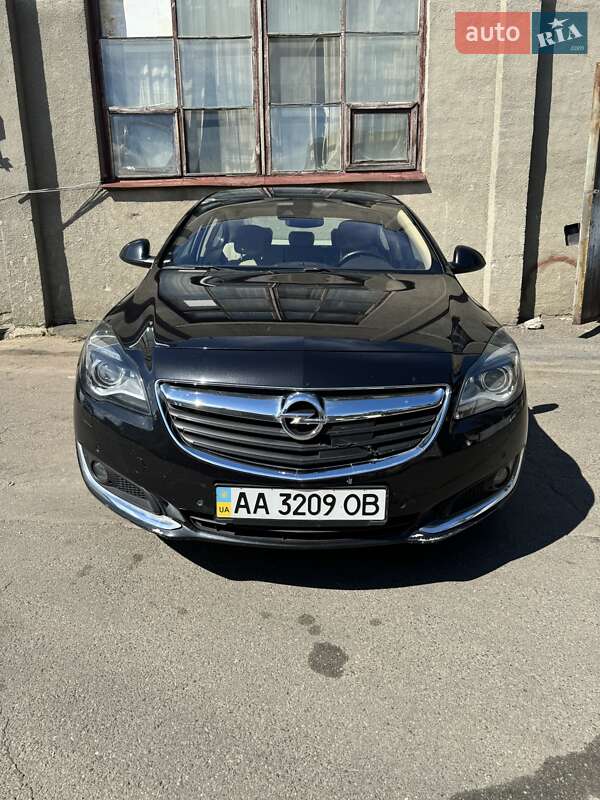 Седан Opel Insignia 2016 в 