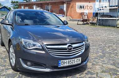 Седан Opel Insignia 2015 в Лубнах