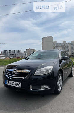 Універсал Opel Insignia 2011 в Чернігові