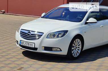 Универсал Opel Insignia 2010 в Гайсине