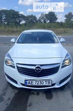 Лифтбек Opel Insignia 2016 в Синельниково