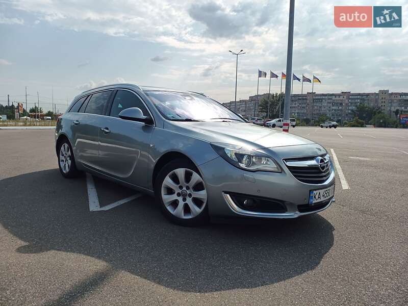 Универсал Opel Insignia 2014 в Киеве