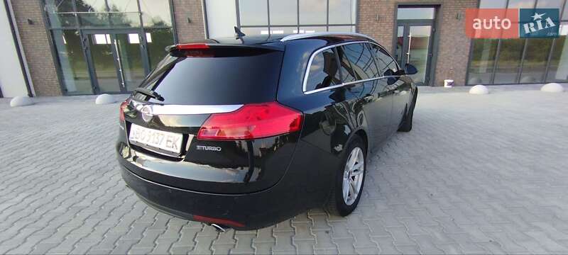 Універсал Opel Insignia 2013 в Тернополі