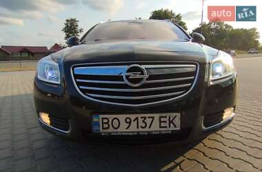 Универсал Opel Insignia 2013 в Тернополе