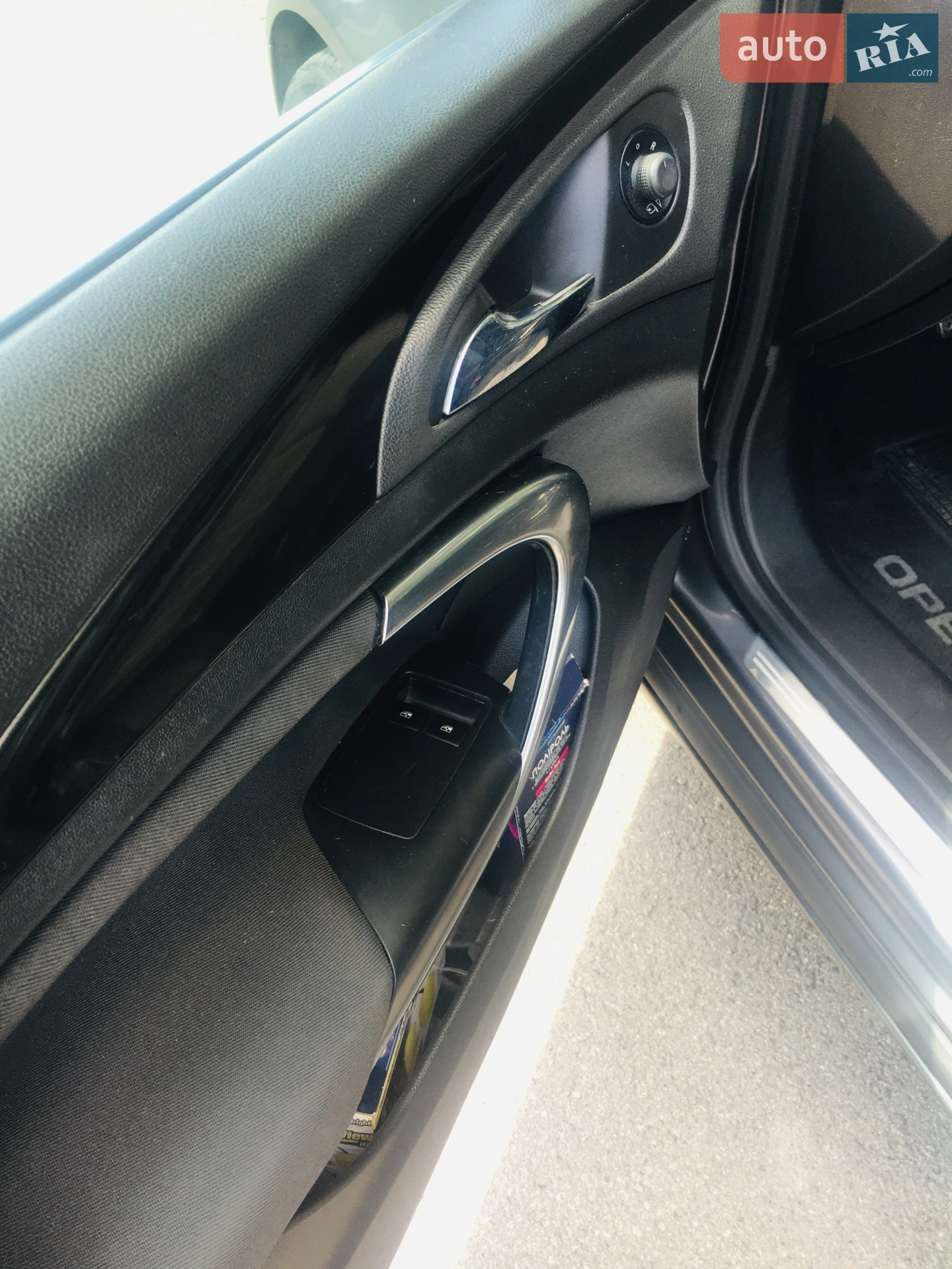 2010 Opel Insignia - мініатюра 14