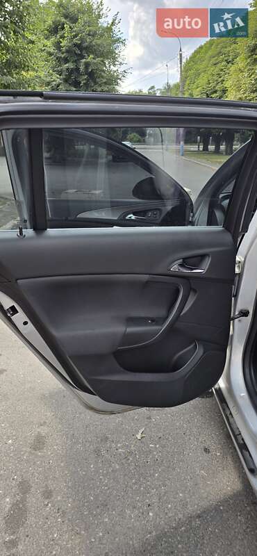 Универсал Opel Insignia 2015 в Черкассах