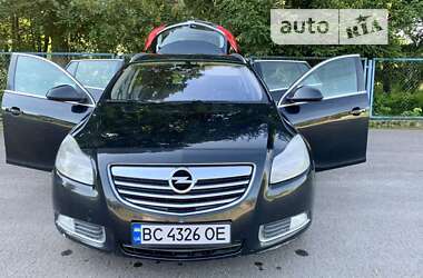 Універсал Opel Insignia 2011 в Самборі