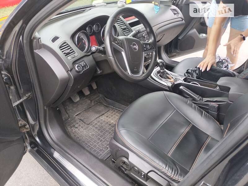Універсал Opel Insignia 2010 в Хмельницькому