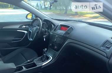 Універсал Opel Insignia 2010 в  фото 13 Універсал Opel Insignia 2010 в