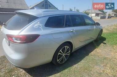 Универсал Opel Insignia 2018 в 