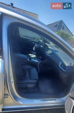 Универсал Opel Insignia 2018 в 