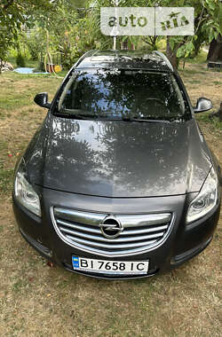 Універсал Opel Insignia 2010 в Полтаві