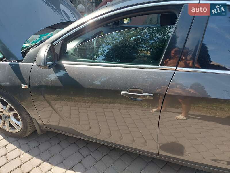 Лифтбек Opel Insignia 2010 в Львове