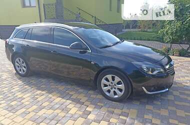 Универсал Opel Insignia 2015 в Киеве