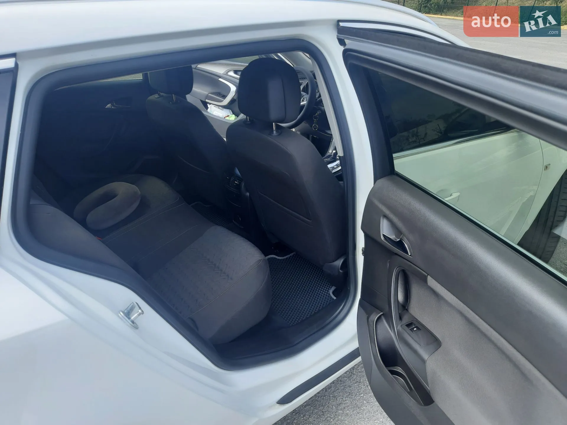2013 Opel Insignia - мініатюра 10