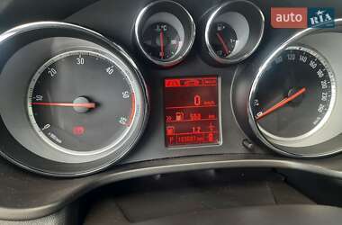 Універсал Opel Insignia 2013 в  фото 12 Універсал Opel Insignia 2013 в