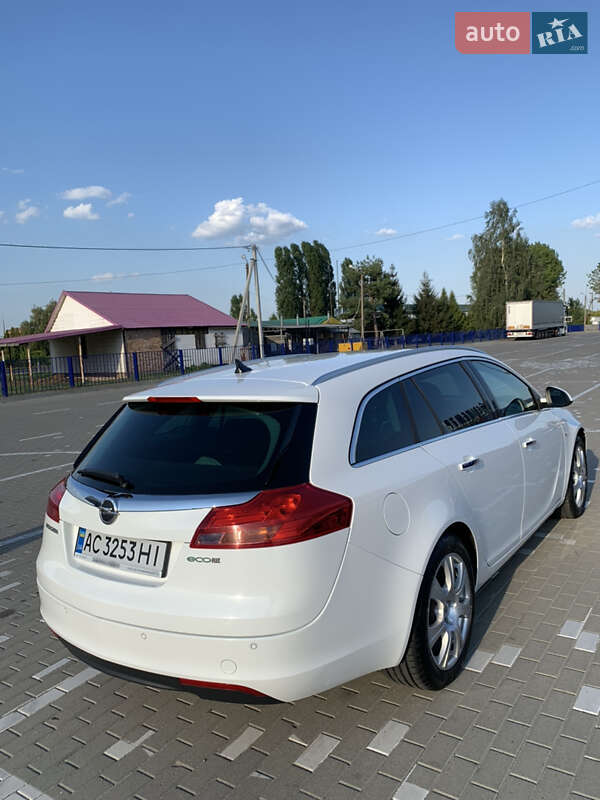 Универсал Opel Insignia 2011 в Ковеле
