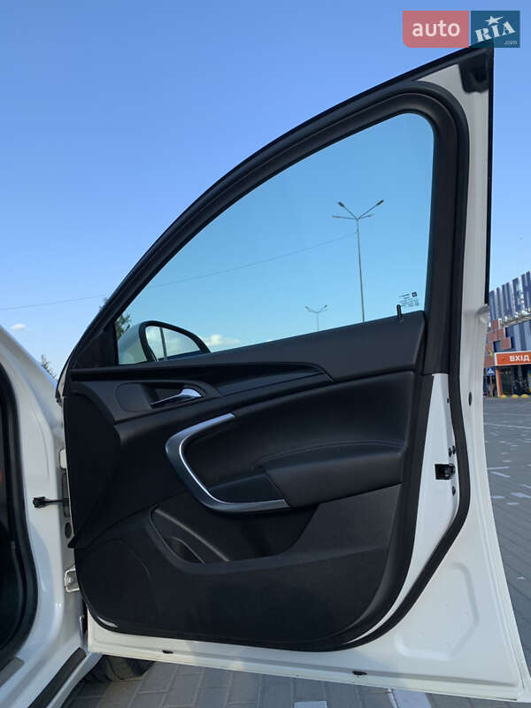 Универсал Opel Insignia 2011 в Ковеле