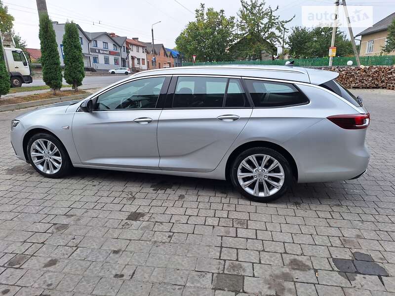 Універсал Opel Insignia 2020 в Івано-Франківську