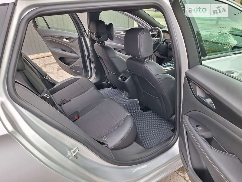 Універсал Opel Insignia 2020 в Івано-Франківську