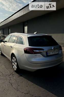 Универсал Opel Insignia 2015 в Львове