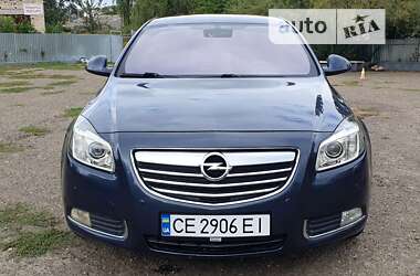 Седан Opel Insignia 2010 в Черновцах