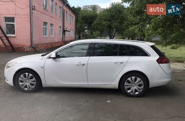 Универсал Opel Insignia 2011 в Ровно