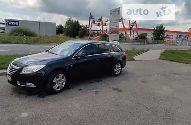 Універсал Opel Insignia 2013 в Івано-Франківську