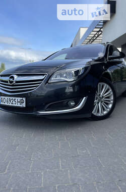 Универсал Opel Insignia 2014 в Ужгороде