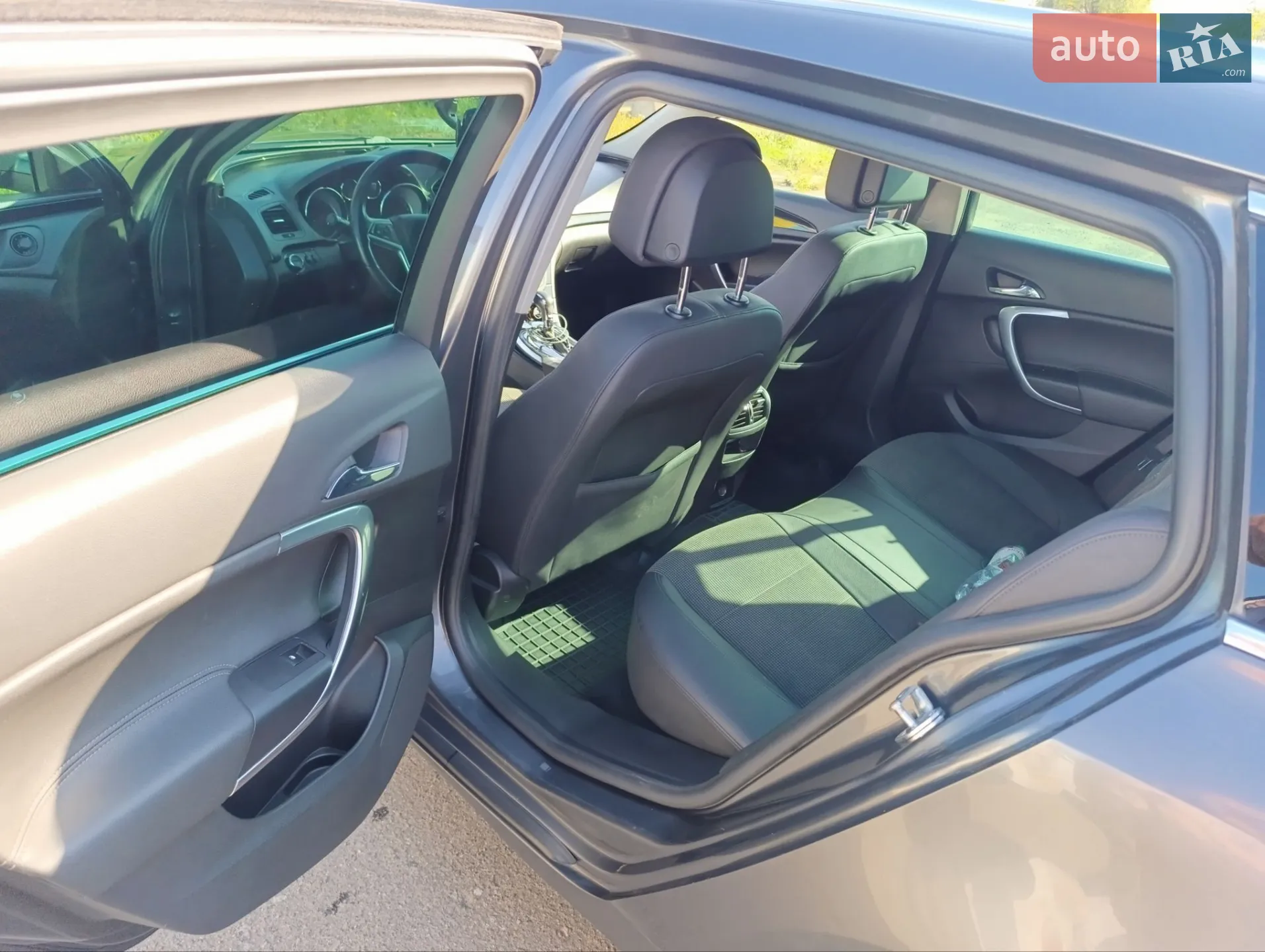2011 Opel Insignia - мініатюра 6